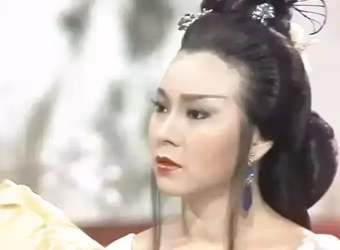 「黃蓉」魏秋樺痛失母親!父母雙亡又無子女,63歲仍堅持終身不結婚,坦言:我不算是孝順女