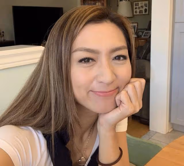 TVB凍齡女星新劇挑戰經典反派，與亞視男星結婚，已成兩孩之母