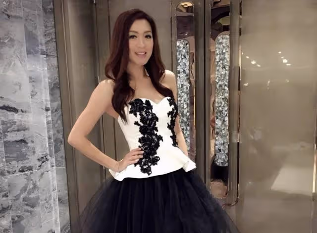 TVB凍齡女星新劇挑戰經典反派，與亞視男星結婚，已成兩孩之母