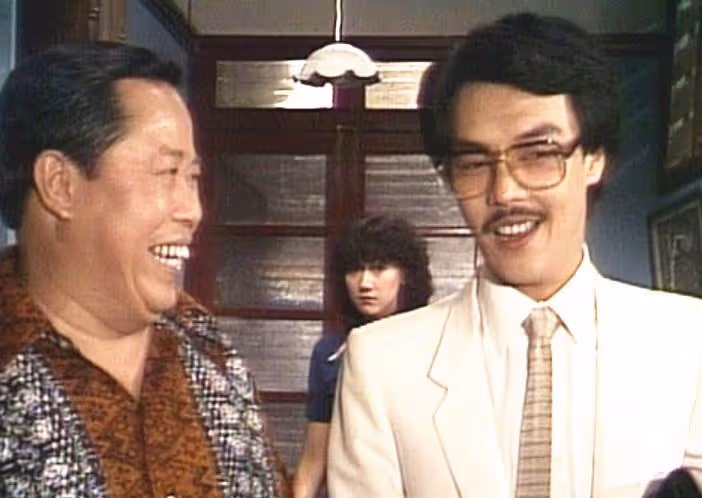 顏國梁罕露面,69歲頭髮花白精神抖擻,為TVB效力28年願當「甘草王」,淡圈息影后成「太極宗師」