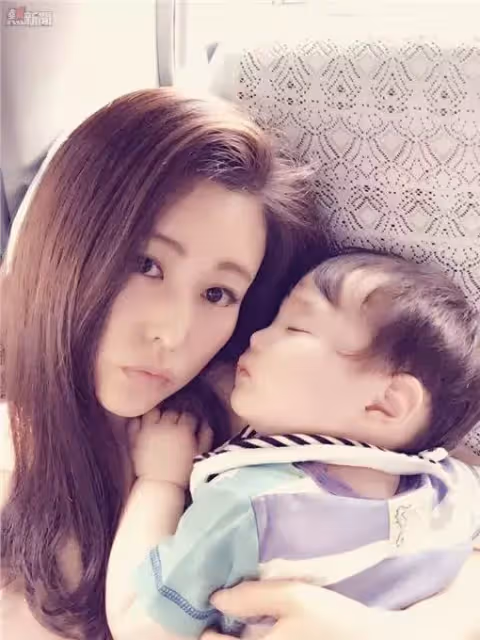 婚變傳5年！麻衣穩坐正宮寶座「曬台塑金孫背影」哽咽：捨不得　日本生活「4年半堅持早起」看哭網友