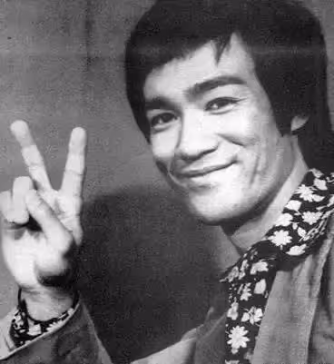 盤點李小龍創造的9大世界紀錄,1秒鐘內可以打出9拳,至今無人能破!