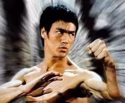 盤點李小龍創造的9大世界紀錄,1秒鐘內可以打出9拳,至今無人能破!