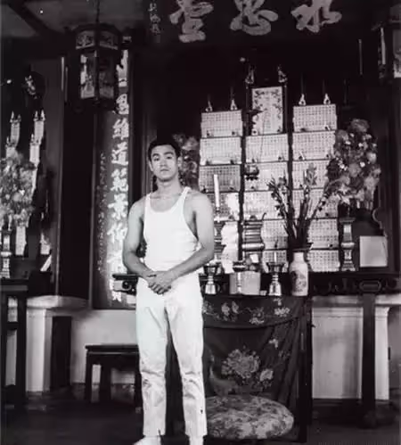 盤點李小龍創造的9大世界紀錄,1秒鐘內可以打出9拳,至今無人能破!