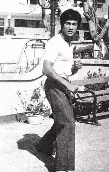 盤點李小龍創造的9大世界紀錄,1秒鐘內可以打出9拳,至今無人能破!