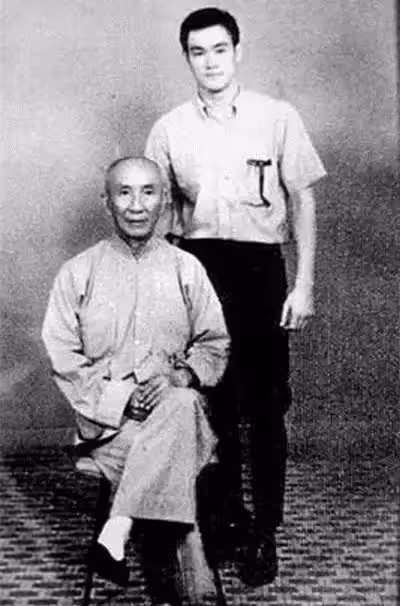 盤點李小龍創造的9大世界紀錄,1秒鐘內可以打出9拳,至今無人能破!