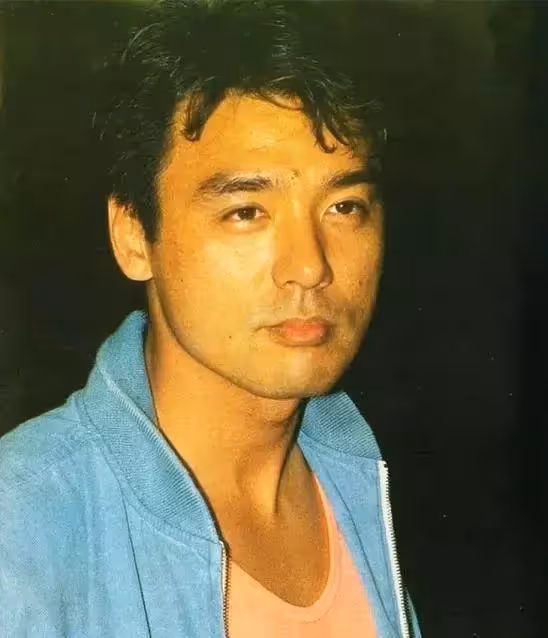 香港男神的兒子顏值,甄子丹大兒子長相像父親,呂良偉兒子矮胖