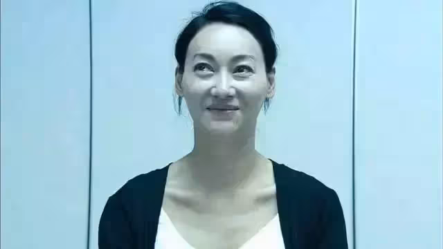香港影壇紅極一時10位女打星,4位是外籍明星,如今生存現狀迥異
