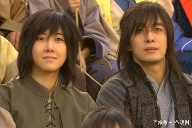 一部《冬季戀歌》惠及19年，「眼睛男」裴勇俊後來做了啥？