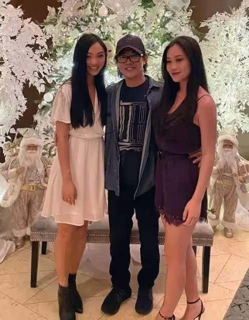 李連杰罕曬全家福!58歲利智近照曝光「當年美貌不減」 擁老公80億財產「卻從不買名牌」