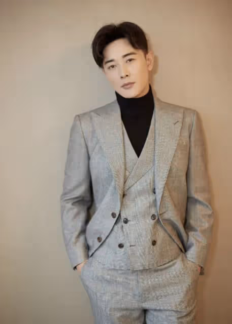 唐嫣工作中突然被隔離!防疫人員拉線封兩天,羅晉火速開車接老婆
