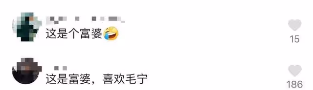 50歲毛寧現身商演,身材壯碩肌肉明顯,把女富婆迷得五魂三倒!