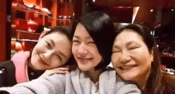 具俊曄得到大S媽媽和小S認可,媽媽夸女婿帥氣,大S各種維護丈夫
