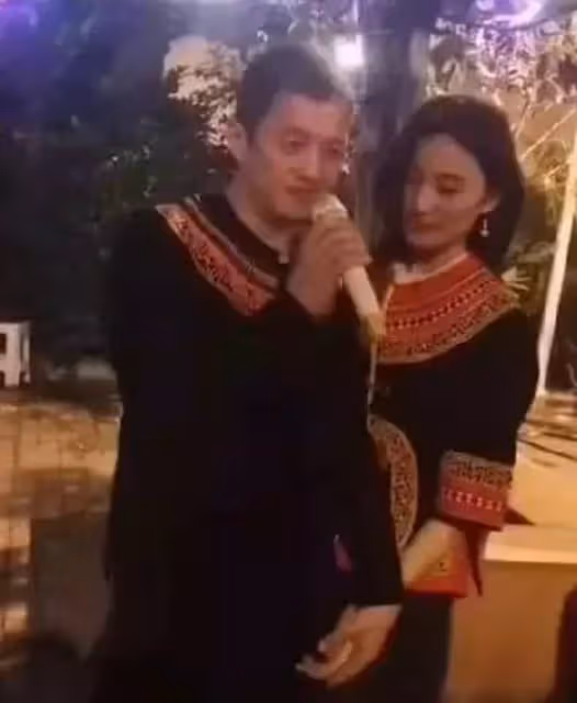 恭喜！李亞鵬宣布結婚生子，曬出跟妻子海哈金喜合影，甜蜜告白