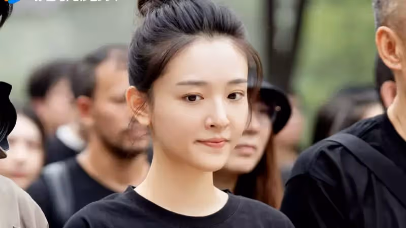 職場劇《追光者》將播,羅雲熙飾演精英律師,與吳倩再續前緣