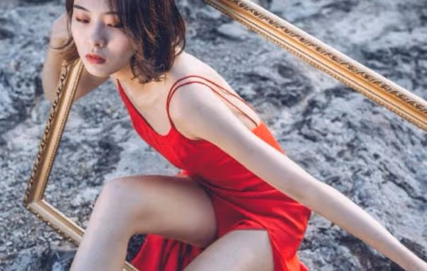 為了生兒子,父親不但和大伯母過夫妻生活,還把我打到耳膜穿孔