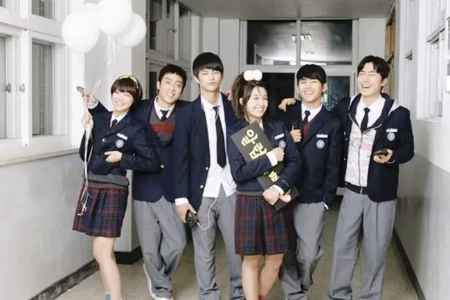 火車上對著手機唱歌選上女團主唱，屢獲演技殊榮信看演員的她最近以酒為樂?