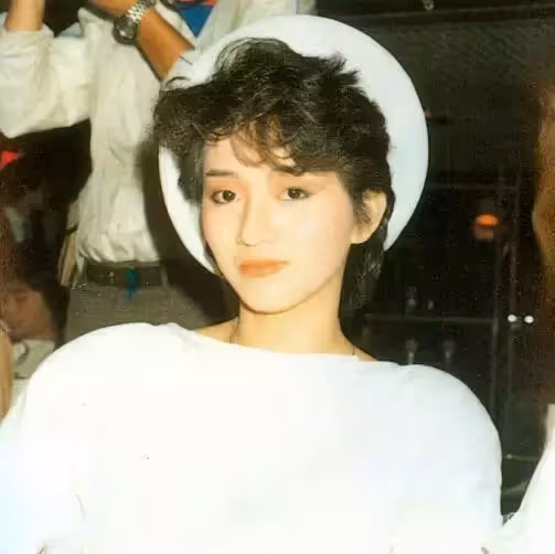 梅豔芳罕見的照片：從4歲到40歲，34張照片看盡「女人花」短暫的一生
