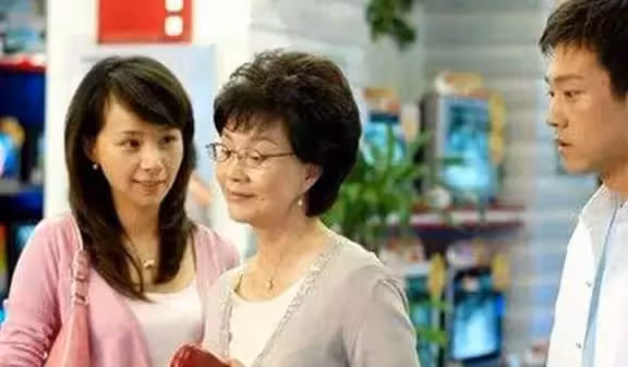你當年給誰帶娃兒,誰就給你養。老婆婆一句話讓兒媳婦頓時無語了