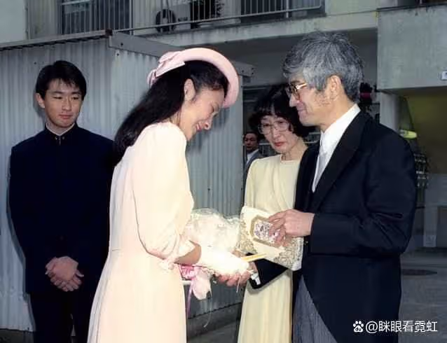 紀子妃弟弟川島舟在父親喪期迎娶銀座陪酒女,宮內廳表示不滿