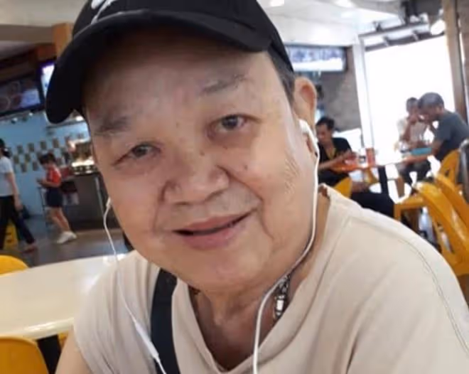 84歲老戲骨唐琥截肢後靠輪椅代步,稱比死還痛苦,感覺在連累家人