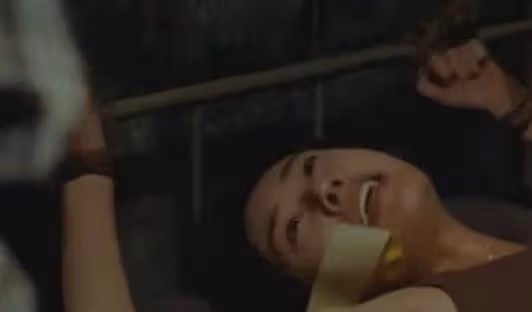 和他結婚後,他嫌我顏值低家暴我,我忍無可忍把他殺了