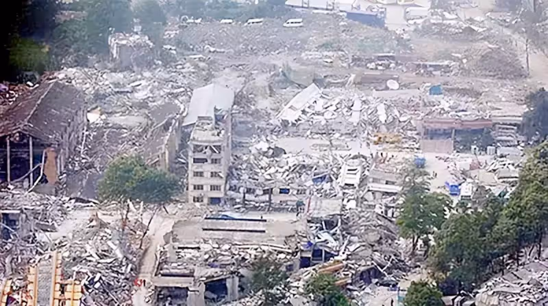 被埋廢墟中30小時!她在地震中「喪女失腿」涅槃重生 6年後「再嫁華裔學霸」收穫一雙兒女