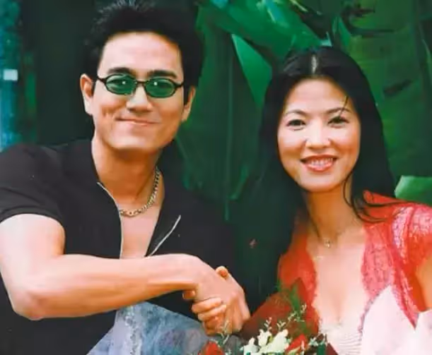 為愛嫁豪門!情歌皇后「不惜高齡生子」4年人工受孕20次 48歲喜迎雙胞胎「天天曬娃」很幸福:苦盡甘來