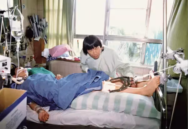 30年前遇重大車禍!謝金燕多處骨裂「被宣判餘生要靠輪椅」 只拚2年就復出「珍惜老天給的恩典」