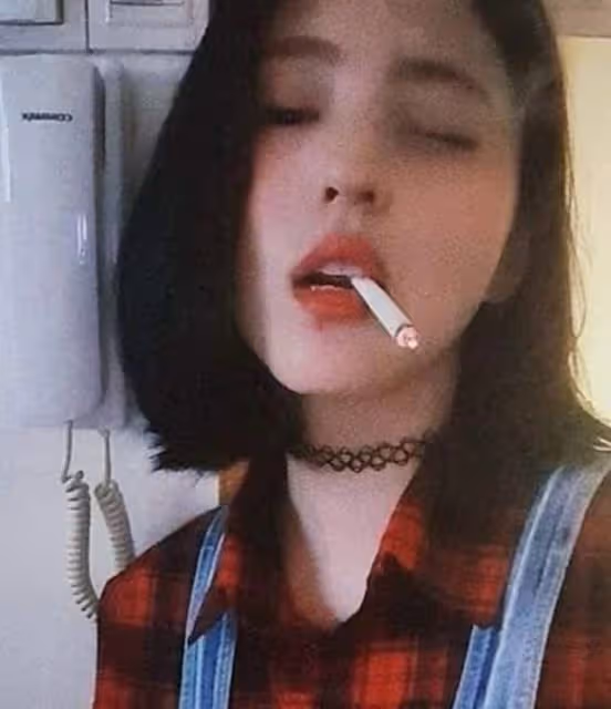 《我是遺物整理師》李帝勛抽菸很自然?16個私下會抽菸的韓星