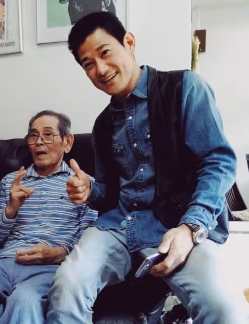 矢野浩二：27歲跪別父母，女兒出生就是中國人，讓我無比自豪