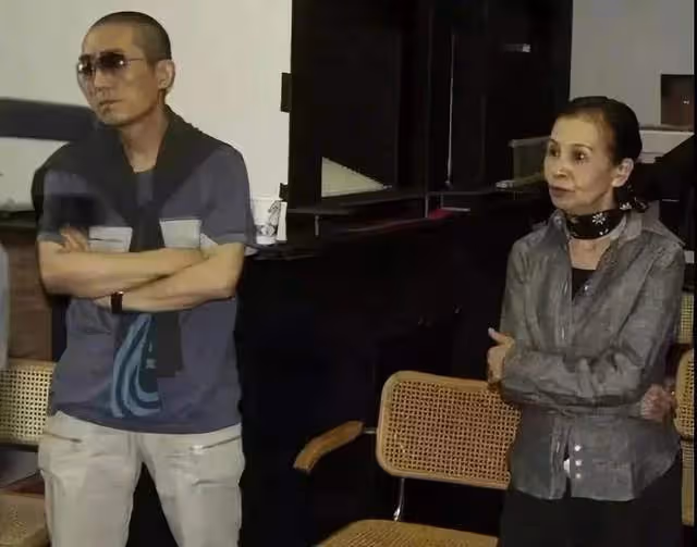 84歲日本服裝設計師逝世，曾與張藝謀深度合作，遺作剛上映一個月