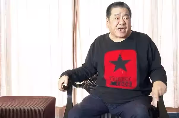 被敗家子奪2.5億家產!影劇大亨吳敦淚訴「被他擺了一道」 借錢度日「低頭向兒子認錯」:爸爸對不起你