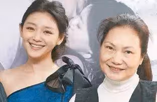 拒見新女婿!S媽曬鬥雞暗示心情不爽「曾拒當生育機器」 為離婚替前夫還債百萬
