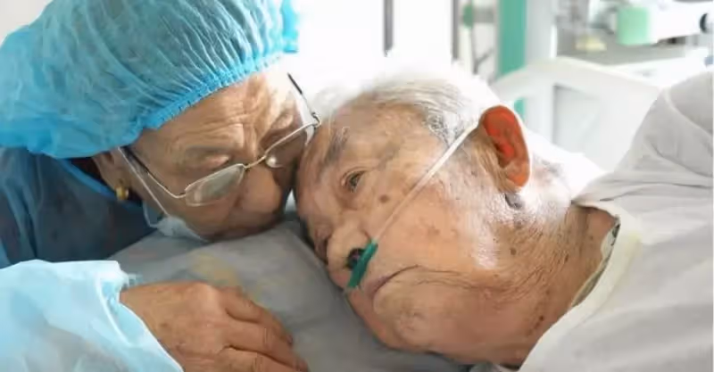 女婿花20萬救岳父，兒子一分不出，岳父臨終遺產：「全給兒子」