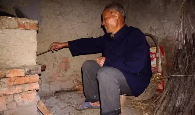 女婿花20萬救岳父,兒子一分不出,岳父臨終遺產:「全給兒子」