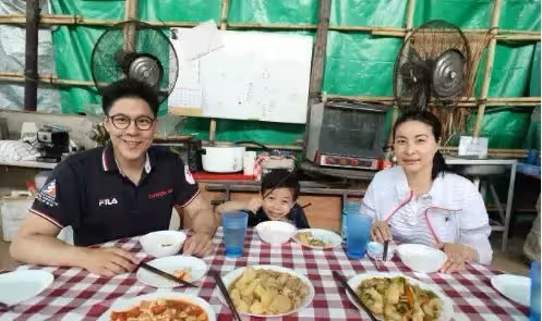 豪門媳婦待遇大不相同!霍家三個兒媳名字都是疊字「郭晶晶被感激下嫁霍家」 而她不受重視「連婚禮都沒有」