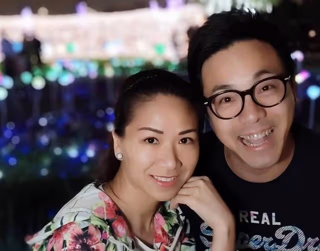 又走一個！43歲TVB知名男星約滿離巢，全家將移民到國外生活