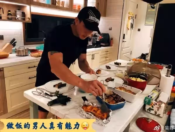 吳尊全家回汶萊窩豪宅，隔離過成度假　網震撼：比我不隔離還好