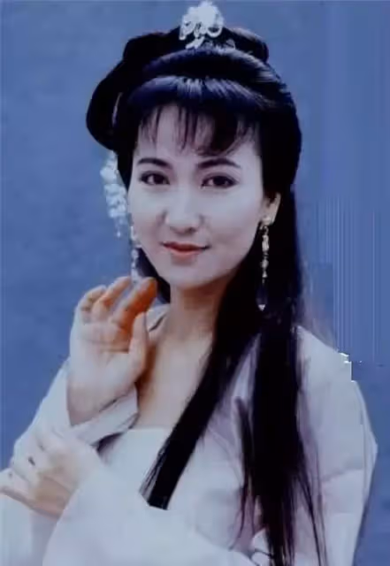 當紅隱退嫁富商！婚姻被插足「失去孩子被判無法生育」又離婚　堅強撐過「與養女相依為命」64歲現況曝光