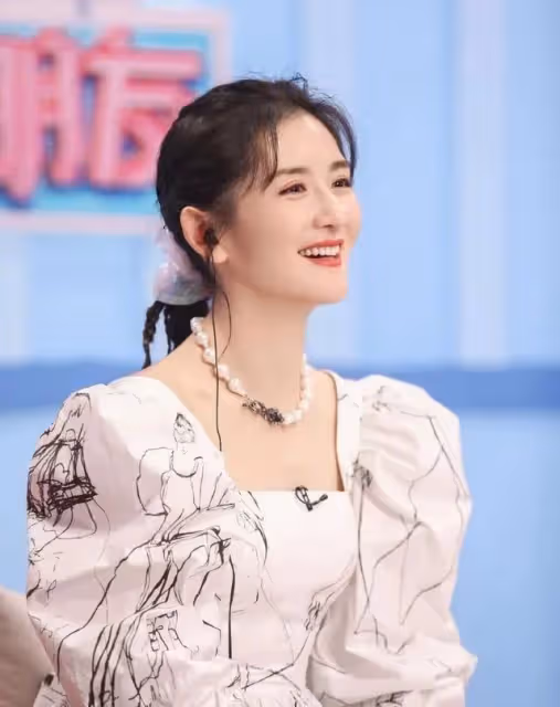 「太陽女神」謝娜，曾經火遍大江南北，現在怎麼「翻車」了