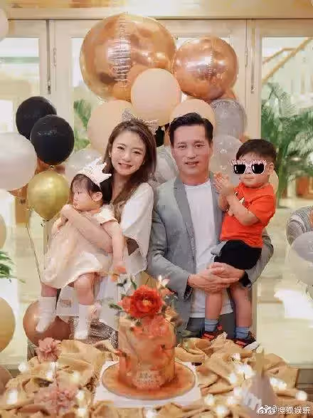 患難見真情!洗米華被捕後妻子為救夫成「澳門女強人」 小三卻賣豪宅轉資產露真面目