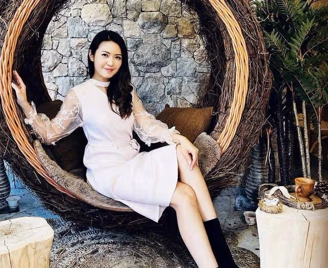 TVB知名女星慶祝戀愛4周年！多次與富商男友傳結婚，不介意當後媽