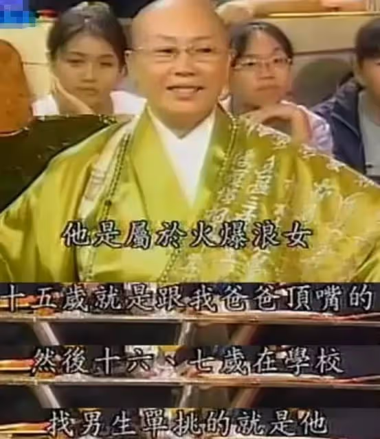 「綜藝祖師」張菲：為姐姐償還9億債務，70歲不再婚，評價王力宏一語成讖