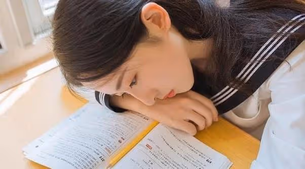 女友是個財迷，分手後我去KTV竟然遇到了她