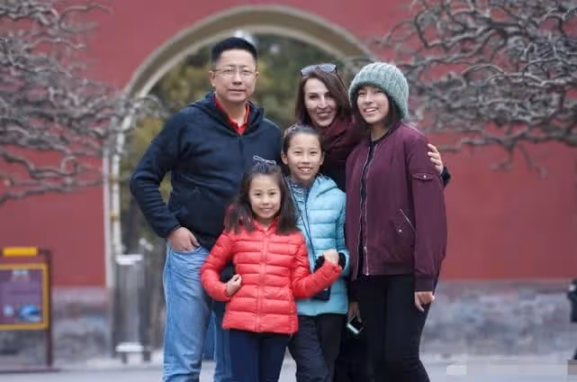 李陽否認家暴!起訴前妻向其索賠1020萬,自曝聯繫不上女兒太痛苦