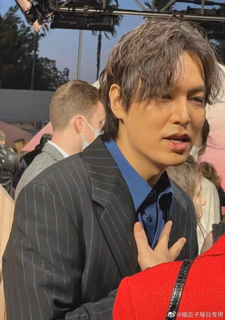 韓劇男神李敏鎬顏值也塌了?亮相活動「生圖照曝光仿佛老了10歲」網友:歐巴變歐巴桑了嗎?