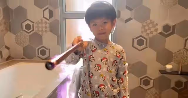 二十四孝父親!TVB小生家中搞新意,改造成臨時釣蝦場供兒子解悶