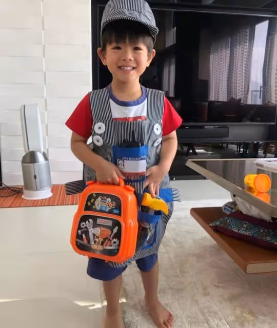 二十四孝父親!TVB小生家中搞新意,改造成臨時釣蝦場供兒子解悶