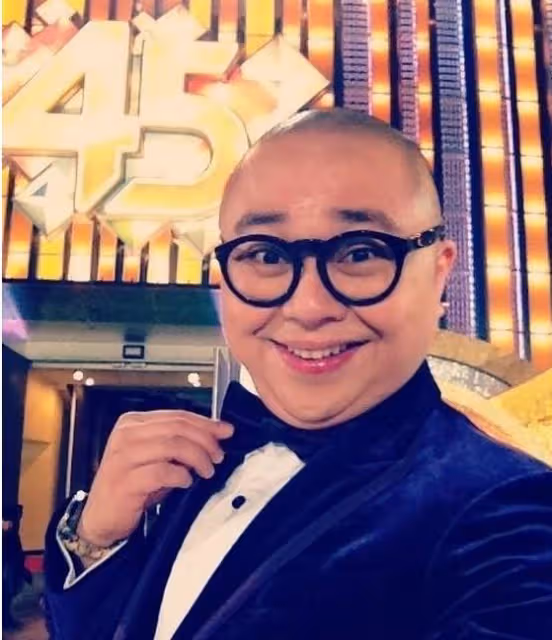 二十四孝父親!TVB小生家中搞新意,改造成臨時釣蝦場供兒子解悶